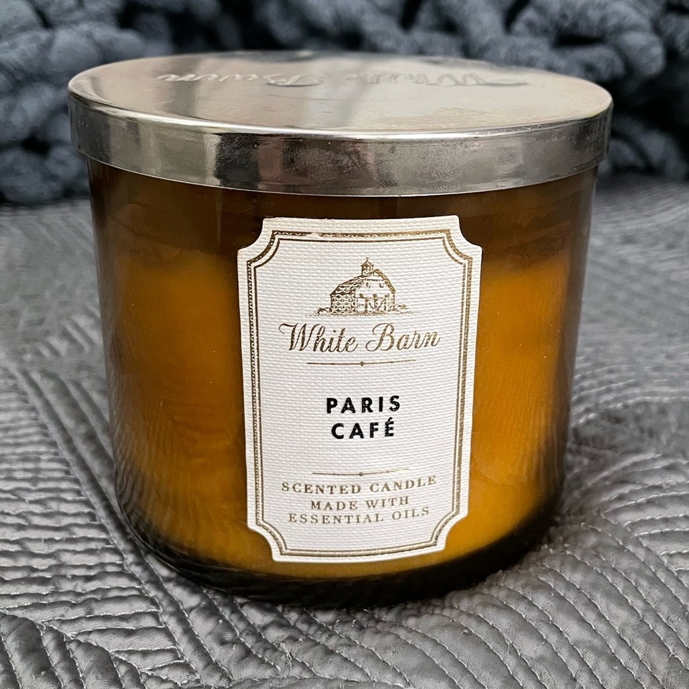 White Barn Candle